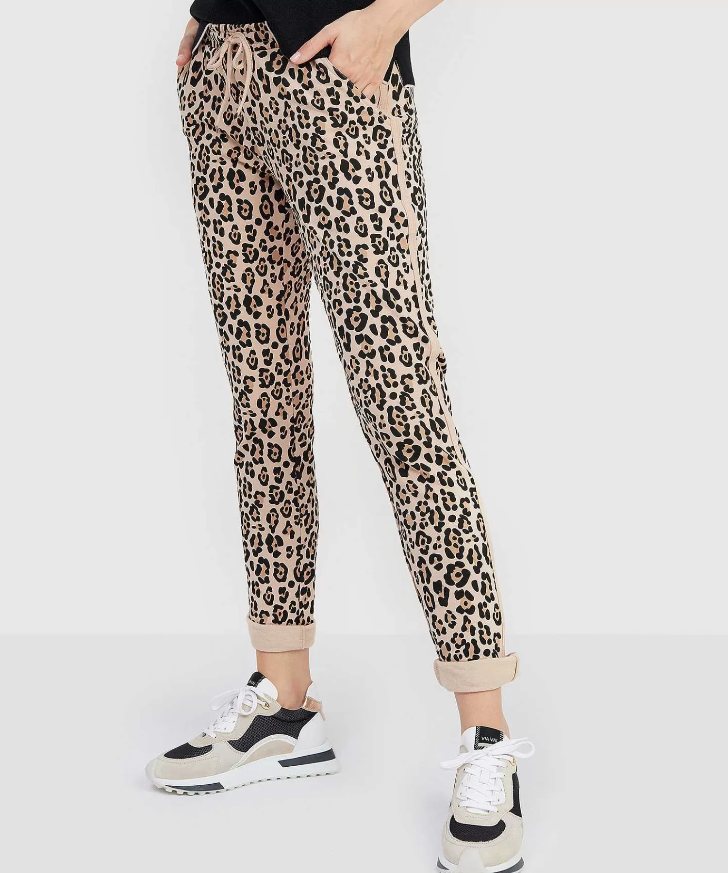 GIULIA E TU Jogger Estampado Animal Flash Sale