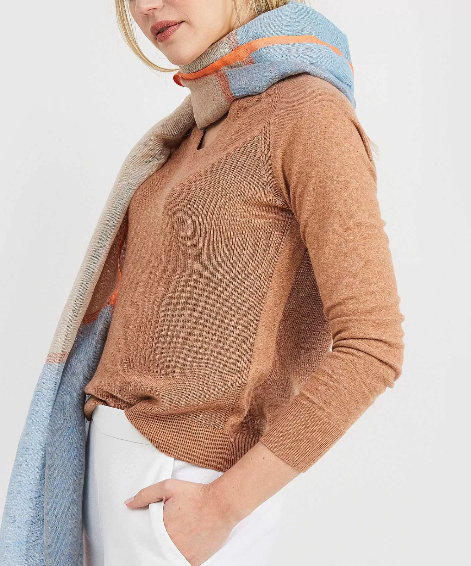 * Jersey Seda Con Cuello En V Clearance