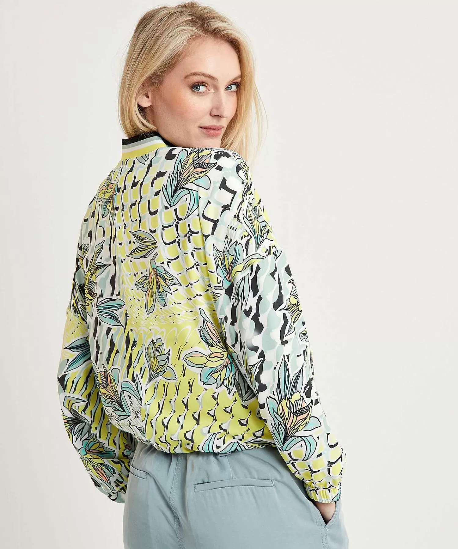 Marc Cain Sports Marc Cain Chaqueta Bomber Deportiva Con Estampado Floral New