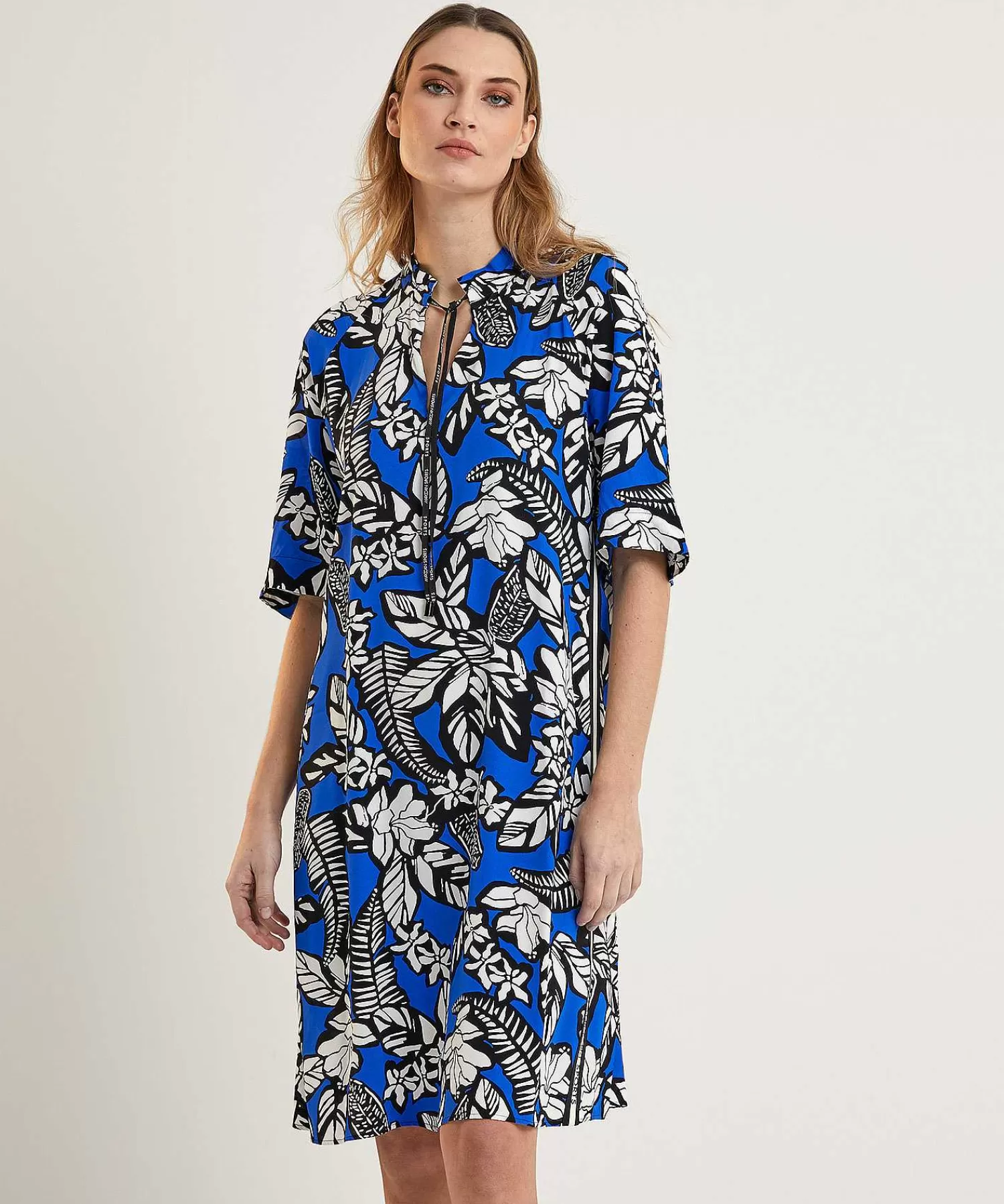 Marc Cain Sports Vestido Deportivo Marc Cain Con Estampado De Hojas Fashion