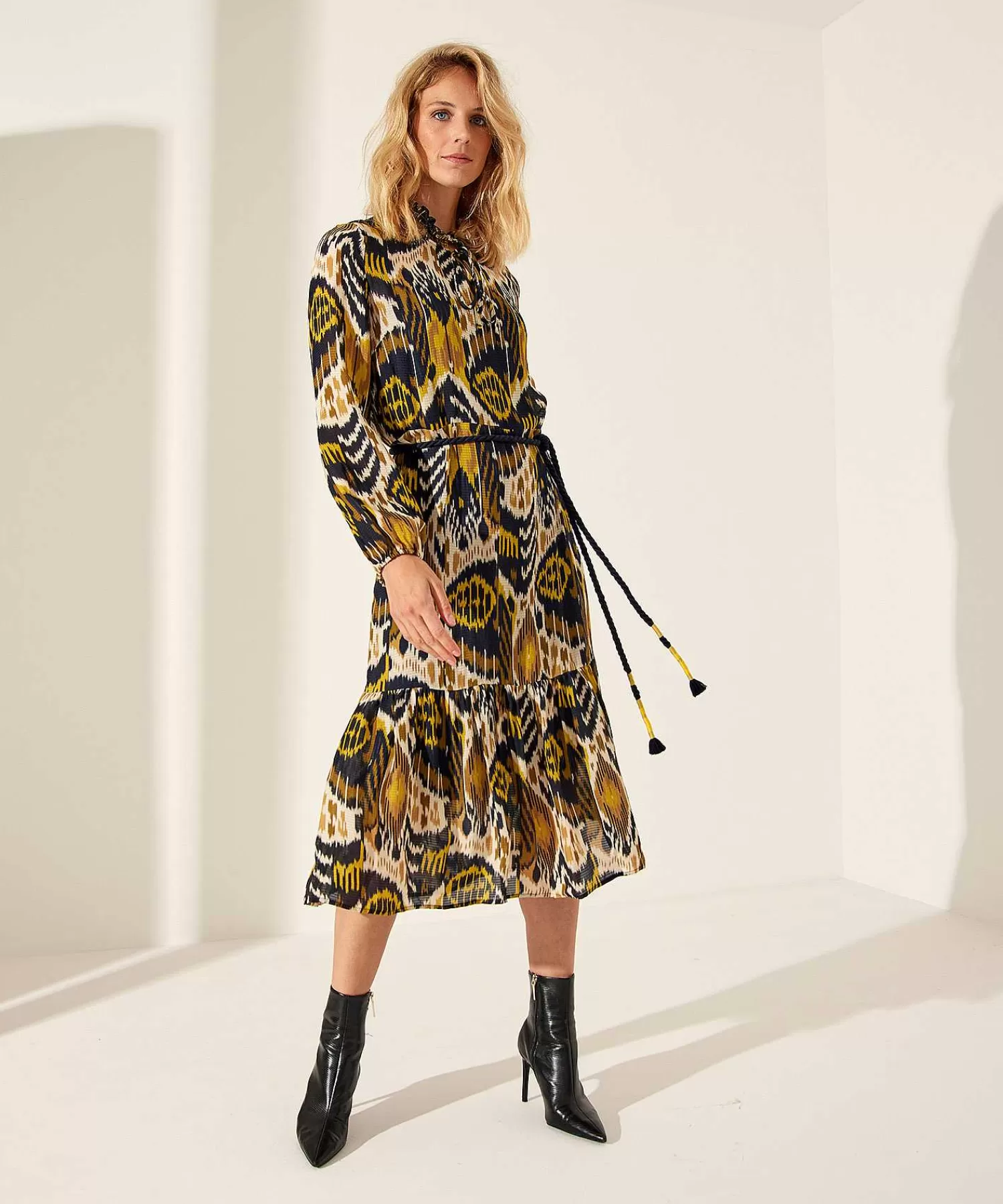 KYRA Vestido Con Cinturon Con Botones Y Estampado Ikat Vidia Outlet