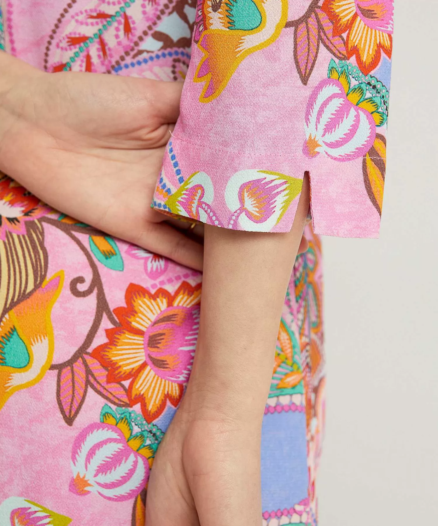 Louis and Mia Vestido De Crepe Multicolor Flash Sale